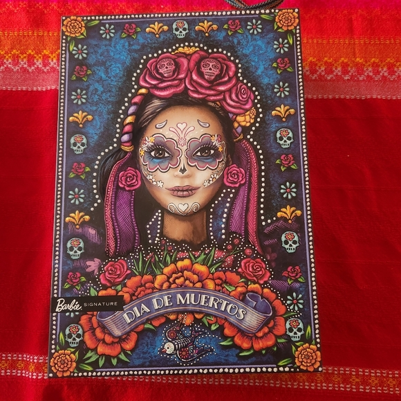 NWT 🩷 2022 Dia de los Muertos Barbie - Picture 4 of 4